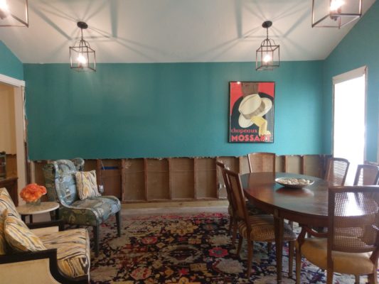 Real Estate Investment Opportunity in Westbury - Den
